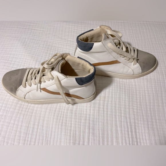 Vici high top sneakers- 7.5 - Picture 5 of 6